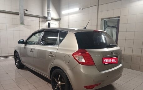 KIA cee'd I рестайлинг, 2010 год, 650 000 рублей, 3 фотография