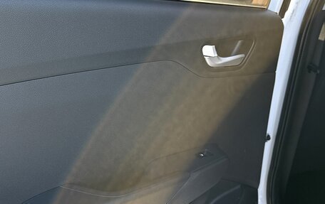 Hyundai Solaris II рестайлинг, 2021 год, 1 700 000 рублей, 14 фотография