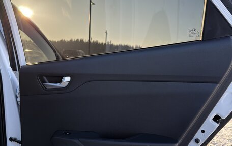 Hyundai Solaris II рестайлинг, 2021 год, 1 700 000 рублей, 12 фотография