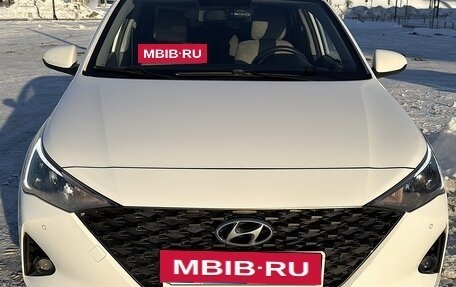 Hyundai Solaris II рестайлинг, 2021 год, 1 700 000 рублей, 9 фотография