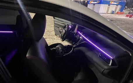 Toyota Camry, 2020 год, 2 300 000 рублей, 10 фотография