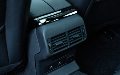 Land Rover Range Rover Velar I, 2025 год, 10 300 000 рублей, 15 фотография