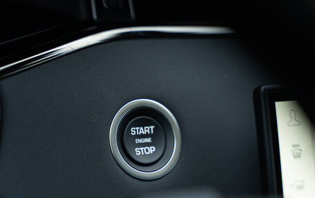 Land Rover Range Rover Evoque II, 2025 год, 6 999 500 рублей, 25 фотография