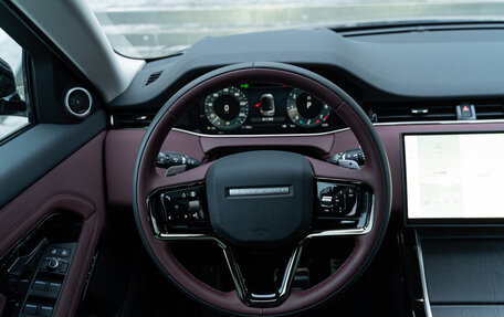 Land Rover Range Rover Evoque II, 2025 год, 6 899 500 рублей, 15 фотография