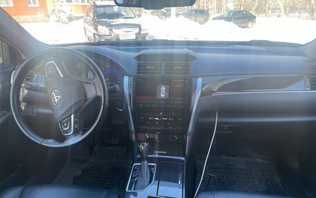 Toyota Camry, 2017 год, 2 020 000 рублей, 7 фотография