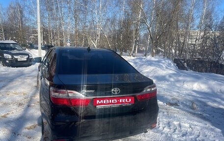 Toyota Camry, 2017 год, 2 020 000 рублей, 5 фотография