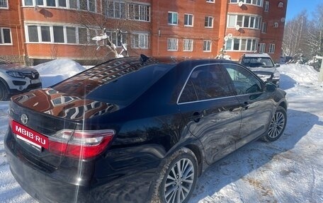 Toyota Camry, 2017 год, 2 020 000 рублей, 4 фотография