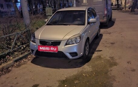 KIA Rio II, 2011 год, 1 650 000 рублей, 5 фотография