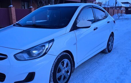 Hyundai Solaris II рестайлинг, 2013 год, 650 000 рублей, 3 фотография