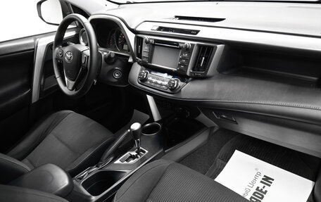 Toyota RAV4, 2014 год, 1 795 000 рублей, 13 фотография