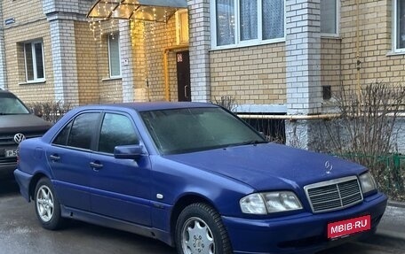 Mercedes-Benz C-Класс, 2000 год, 150 000 рублей, 1 фотография