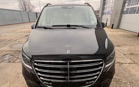 Mercedes-Benz V-Класс, 2026 год, 14 350 000 рублей, 1 фотография