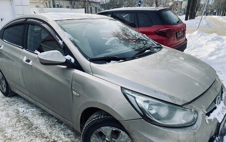 Hyundai Solaris II рестайлинг, 2011 год, 710 000 рублей, 7 фотография
