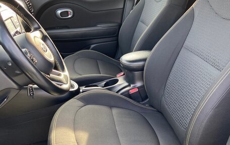 KIA Soul II рестайлинг, 2015 год, 1 550 000 рублей, 7 фотография