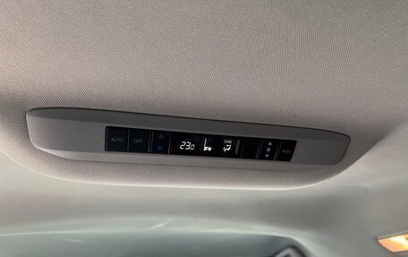 Toyota Sienna, 2021 год, 4 499 000 рублей, 19 фотография