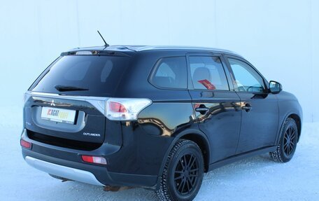 Mitsubishi Outlander III рестайлинг 3, 2014 год, 1 430 000 рублей, 7 фотография