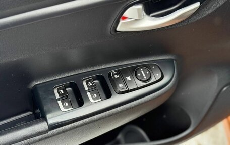 KIA Rio IV, 2018 год, 1 350 000 рублей, 19 фотография