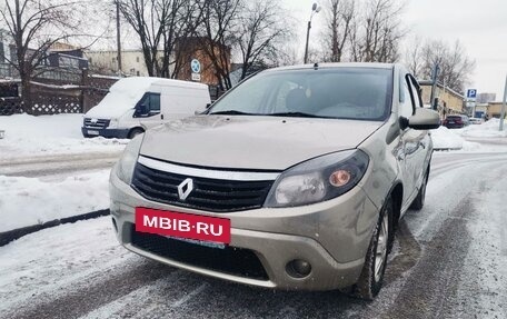 Renault Sandero I, 2013 год, 435 000 рублей, 2 фотография