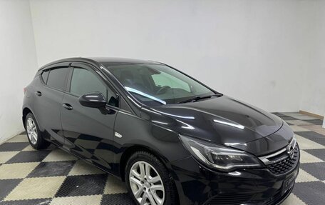 Opel Astra K, 2018 год, 1 150 000 рублей, 3 фотография