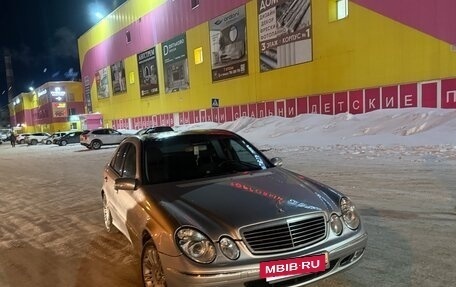 Mercedes-Benz E-Класс, 2002 год, 620 000 рублей, 3 фотография