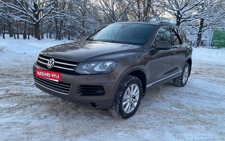Volkswagen Touareg III, 2014 год, 2 550 000 рублей, 2 фотография