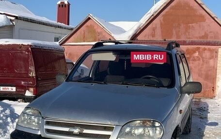 Chevrolet Niva I рестайлинг, 2006 год, 335 000 рублей, 2 фотография