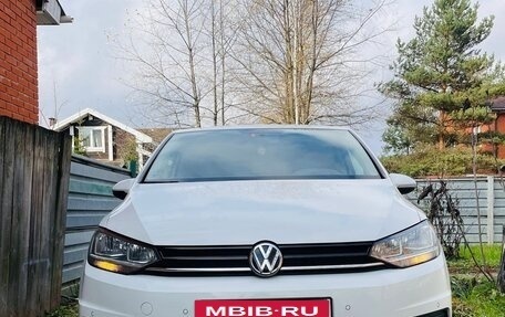 Volkswagen Touran III, 2019 год, 1 800 000 рублей, 7 фотография