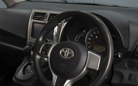 Toyota Ractis II, 2011 год, 950 000 рублей, 12 фотография