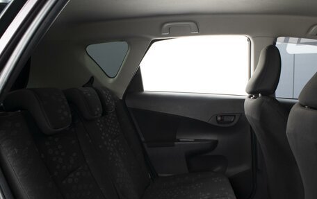 Toyota Ractis II, 2011 год, 950 000 рублей, 10 фотография