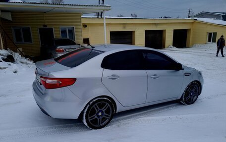 KIA Rio III рестайлинг, 2013 год, 708 000 рублей, 28 фотография