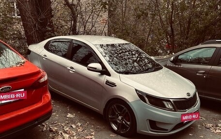 KIA Rio III рестайлинг, 2013 год, 708 000 рублей, 25 фотография