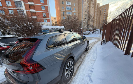 Volvo V90 Cross Country I рестайлинг, 2021 год, 4 400 000 рублей, 6 фотография