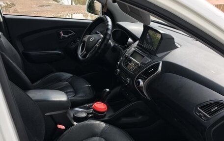 Hyundai Tucson III, 2012 год, 1 400 000 рублей, 4 фотография