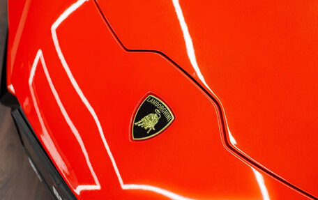 Lamborghini Huracán, 2021 год, 22 990 000 рублей, 5 фотография