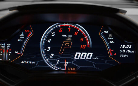 Lamborghini Huracán, 2021 год, 22 990 000 рублей, 9 фотография