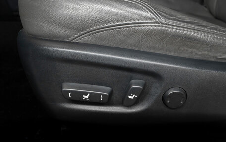 Toyota Land Cruiser Prado 150 рестайлинг 2, 2015 год, 4 180 000 рублей, 17 фотография