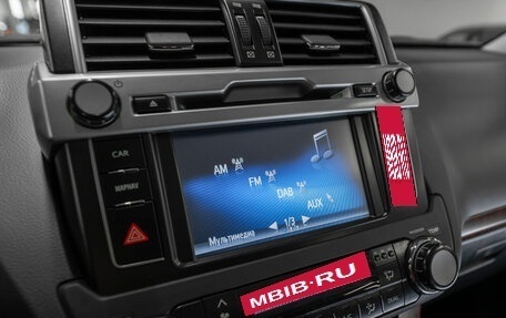 Toyota Land Cruiser Prado 150 рестайлинг 2, 2015 год, 4 180 000 рублей, 21 фотография