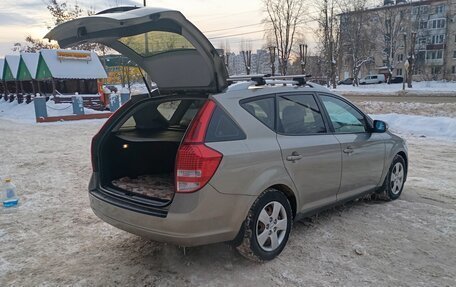KIA cee'd I рестайлинг, 2011 год, 630 000 рублей, 14 фотография