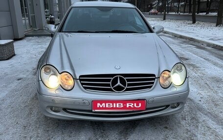 Mercedes-Benz CLK-Класс, 2002 год, 1 050 000 рублей, 2 фотография