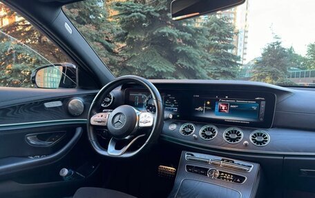 Mercedes-Benz E-Класс, 2019 год, 4 000 000 рублей, 12 фотография