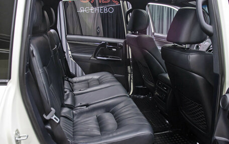 Toyota Land Cruiser 200, 2018 год, 6 350 000 рублей, 12 фотография