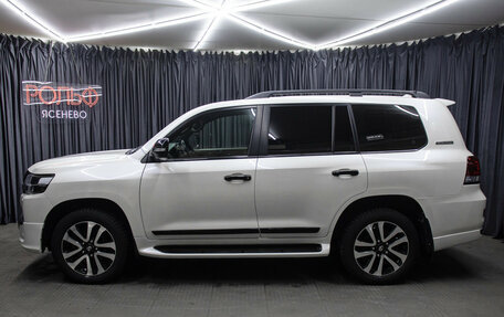 Toyota Land Cruiser 200, 2018 год, 6 350 000 рублей, 8 фотография