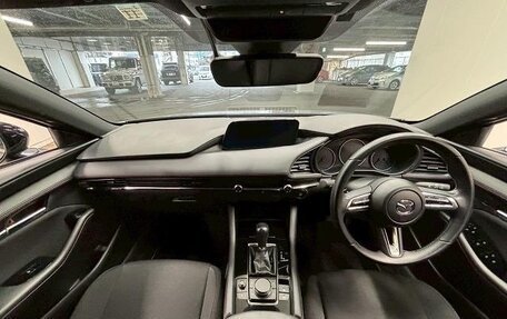 Mazda 3, 2022 год, 1 200 000 рублей, 6 фотография