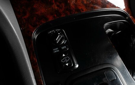 Toyota Land Cruiser 100 рестайлинг 2, 1998 год, 1 719 000 рублей, 16 фотография