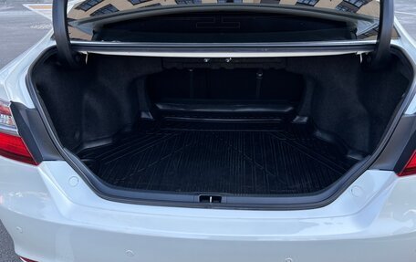 Toyota Camry, 2018 год, 2 800 000 рублей, 5 фотография