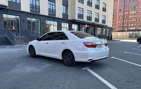 Toyota Camry, 2018 год, 2 800 000 рублей, 4 фотография