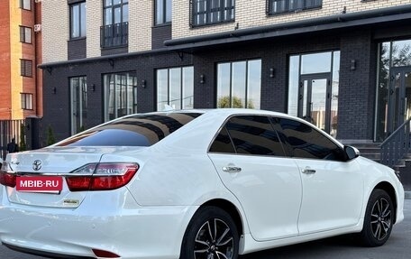 Toyota Camry, 2018 год, 2 800 000 рублей, 3 фотография