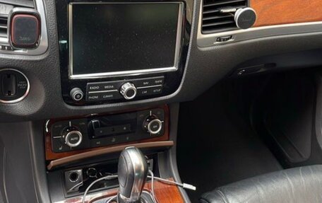 Volkswagen Touareg III, 2013 год, 2 849 000 рублей, 9 фотография