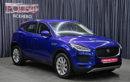 Jaguar E-Pace, 2018 год, 2 049 000 рублей, 3 фотография