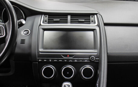 Jaguar E-Pace, 2018 год, 2 049 000 рублей, 14 фотография